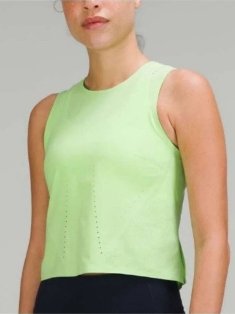 Lululemon Swift Ventilated tank top shirt Size 10 lightweight sweat wicking